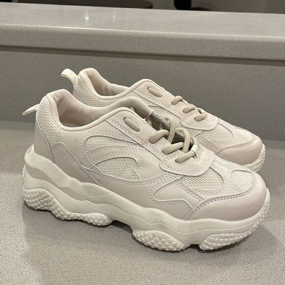 Lace Up Front Wide Fit Chunky Sneaker Womens size EUR 37 Minimal Use Great Cond… - Picture 3 of 6
